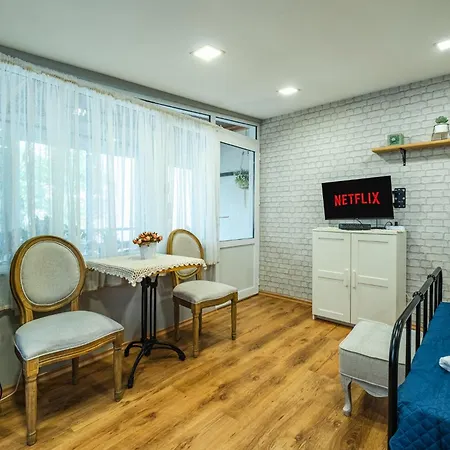 Cozy In Center Appartement