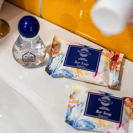 Cozy In Center Lägenhet